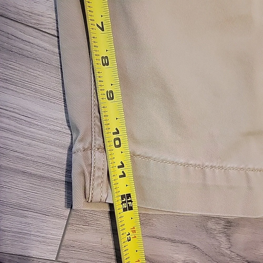 Levi's Cargo Shorts‎ Mens 42 Khaki Relaxed Baggy Flat Front 12
